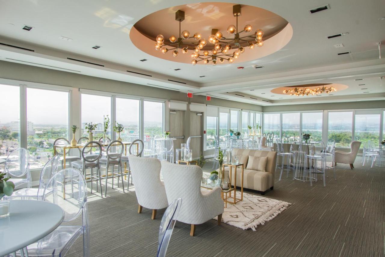 Tryp By Wyndham Isla Verde San Juan Bagian luar foto