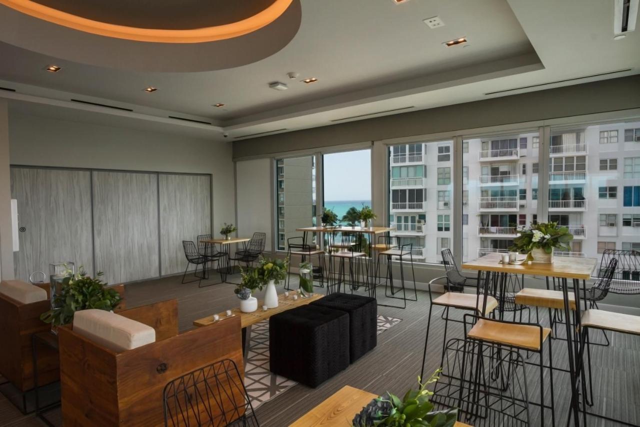 Tryp By Wyndham Isla Verde San Juan Bagian luar foto