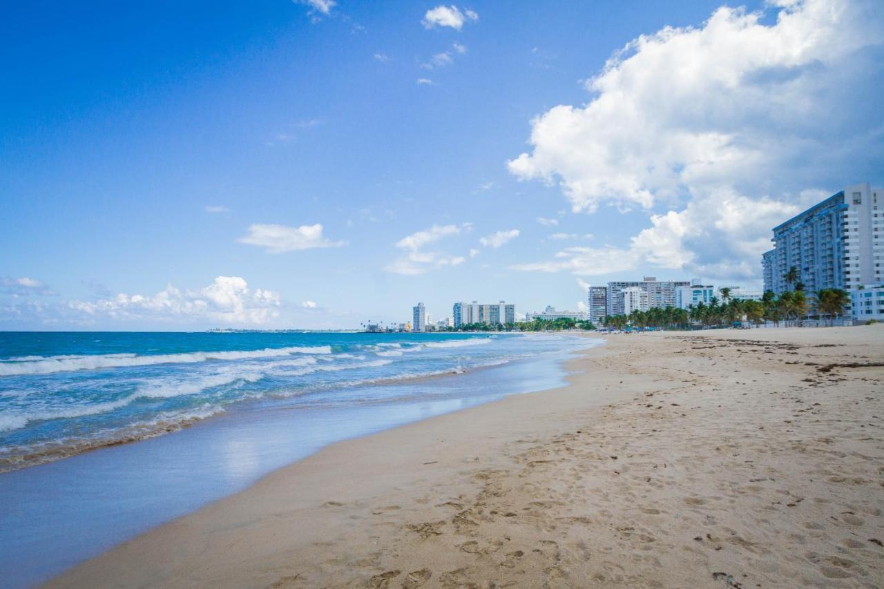 Tryp By Wyndham Isla Verde San Juan Bagian luar foto