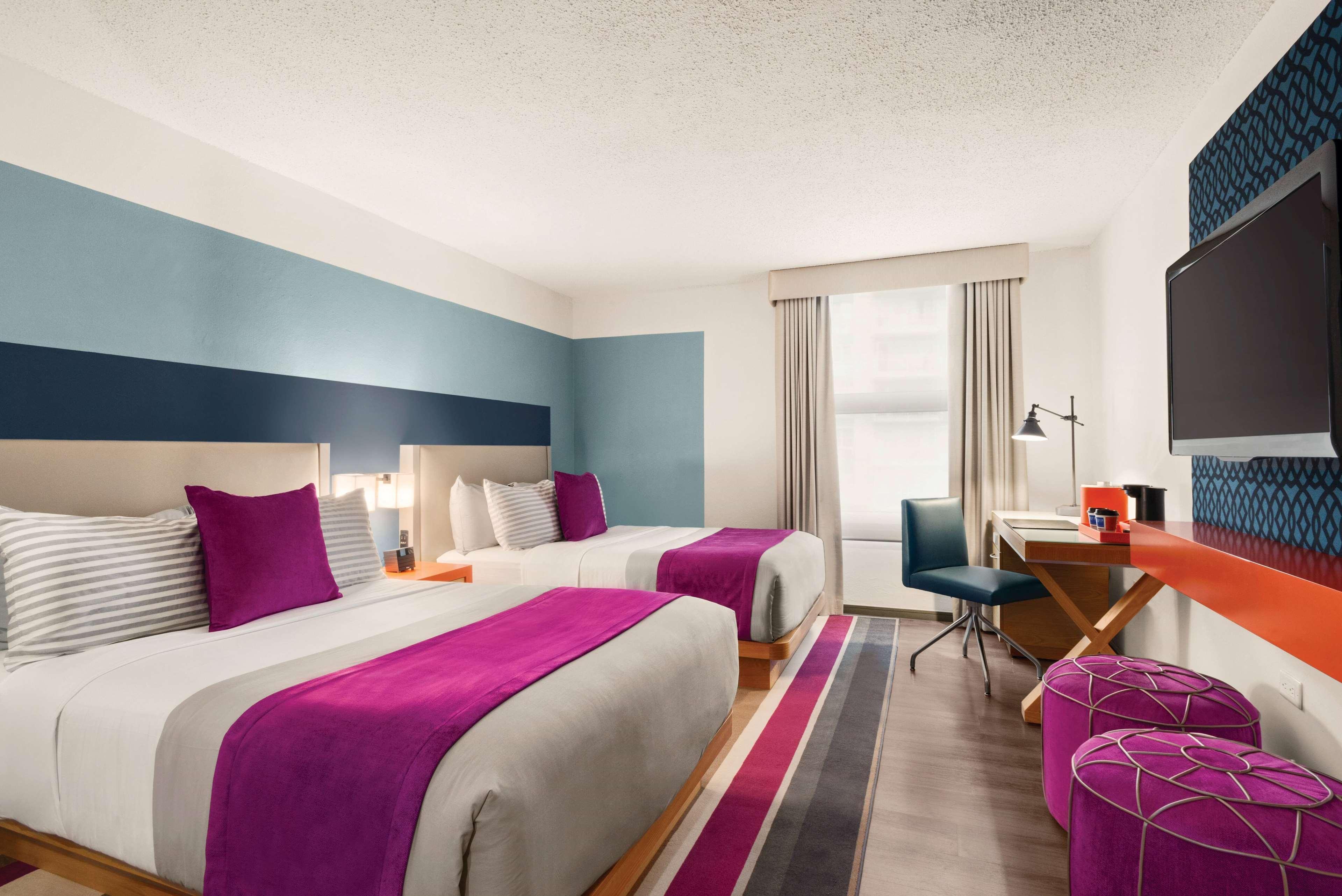 Tryp By Wyndham Isla Verde San Juan Bagian luar foto